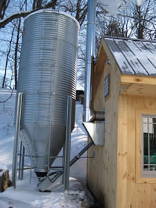 AHONA Corn & Pellet Bin
